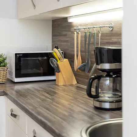 Koralle * Φέμαρν